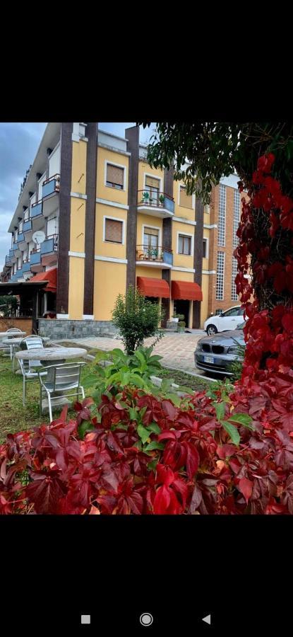 Hotel Lido Bollengo Экстерьер фото